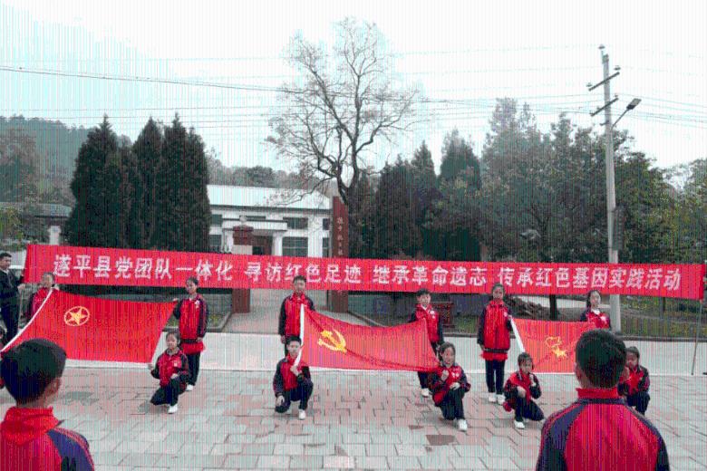 液态磨粒流抛光:解决细孔加工难题的利器