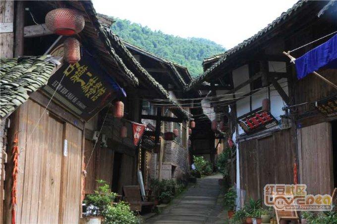 逃离遗弃的建筑4